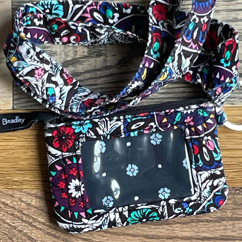 Vera Bradley Quilted Zip ID Case Wallet Lanyard Black Multicolor Floral